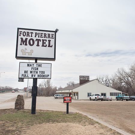 Fort Pierre Motel Exterior foto