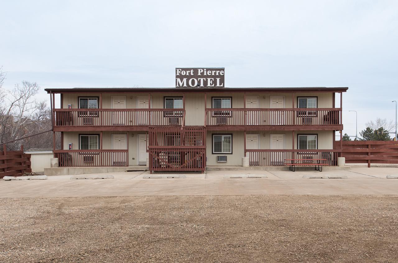 Fort Pierre Motel Exterior foto